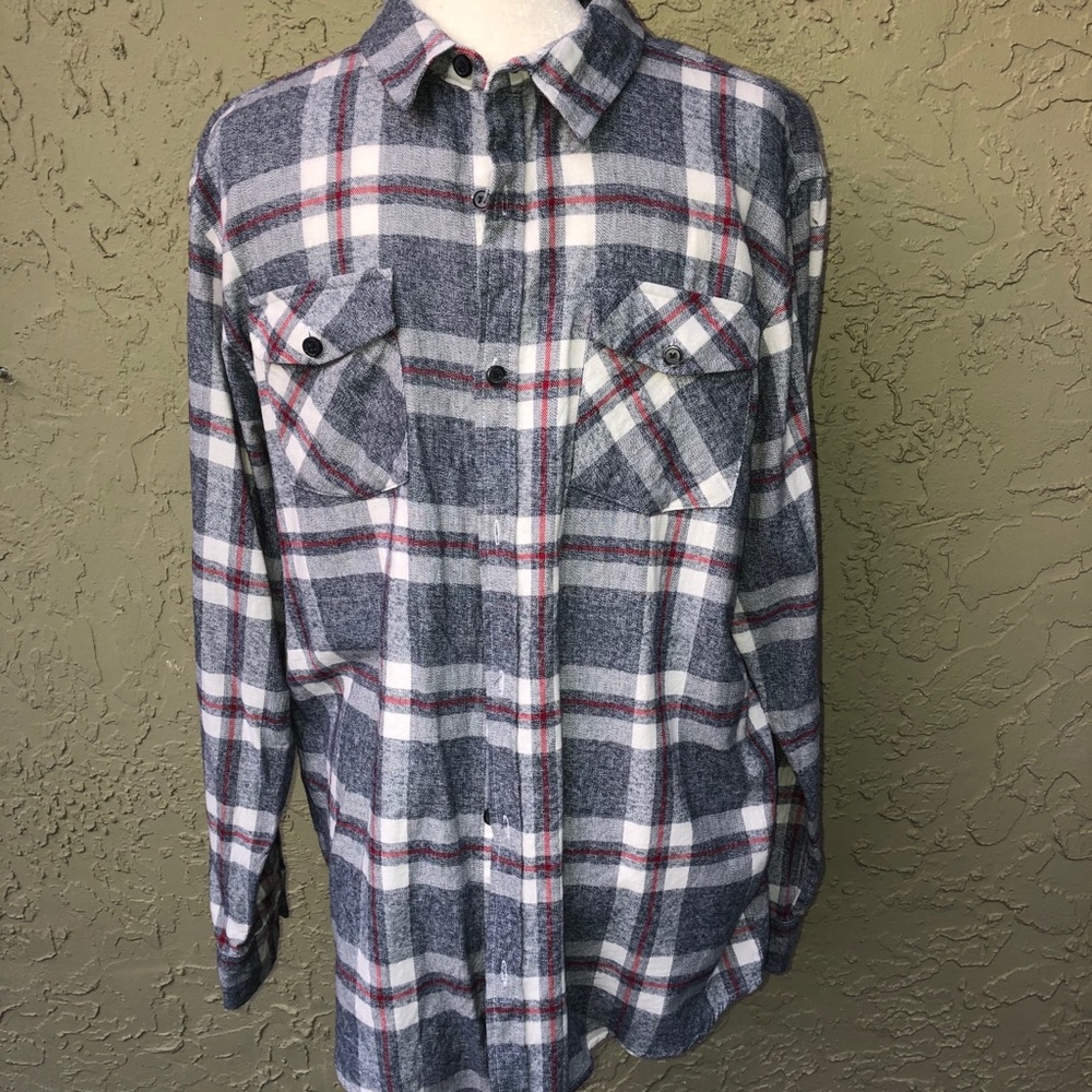 Men’s XXL Birch Black Button Down Shirt